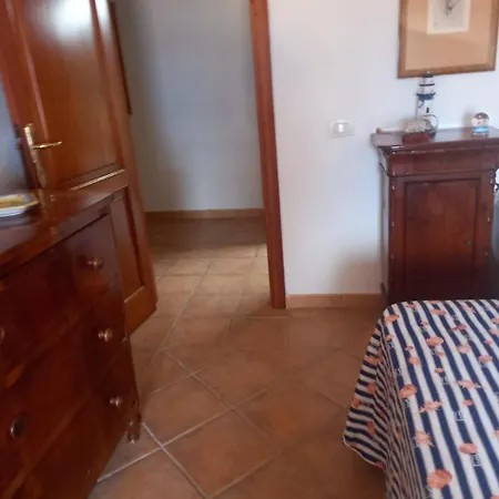 Apartment Panoramico Nel Centro Storico La Maddalena (Sassari)